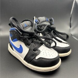 Toddler high top dunks Black and Blue size 6